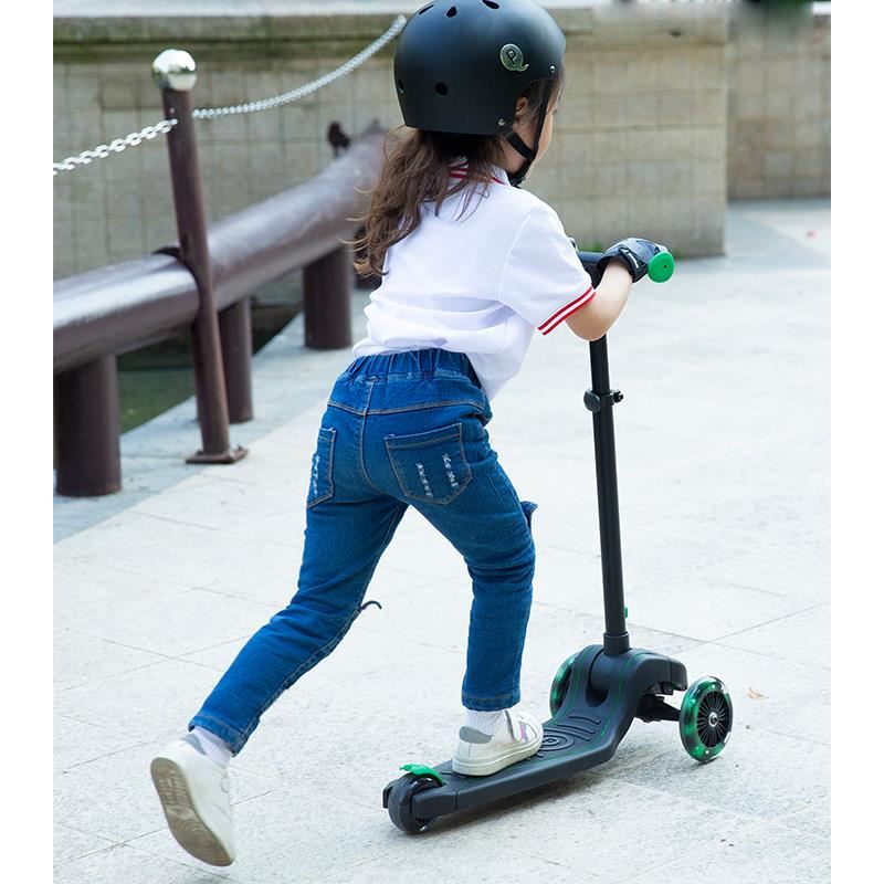 Trotineta Qplay Future Verde, 3 Roți LED, Pliabilă - imagine 4