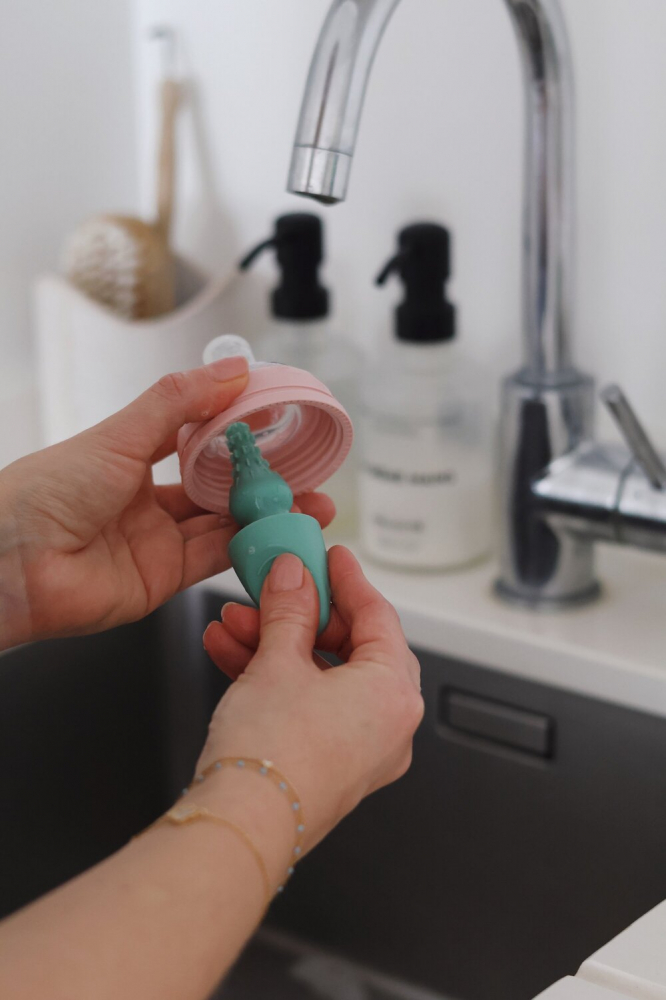 Perie Silicon Beaba 2in1 Sage Green - Curățare Eficientă - imagine 5