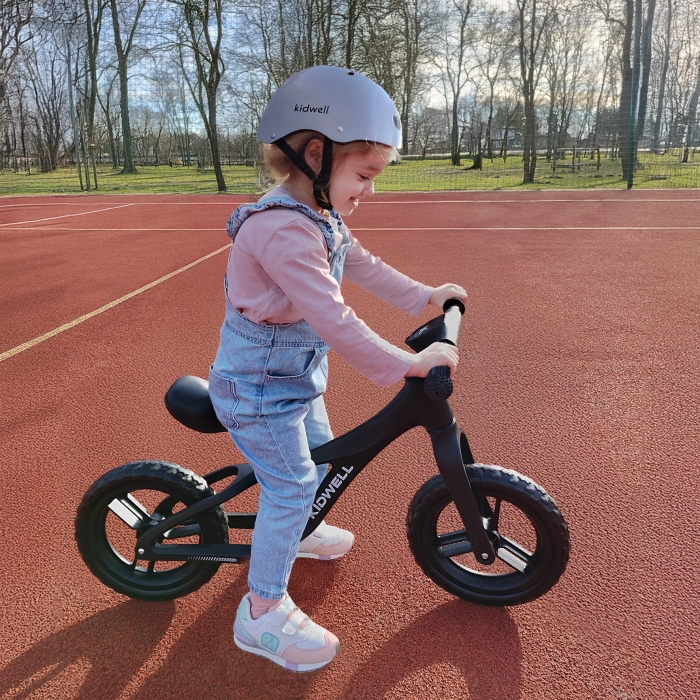 Bicicleta Kidwell Jogo Black - Ușoară și Practică - imagine 7