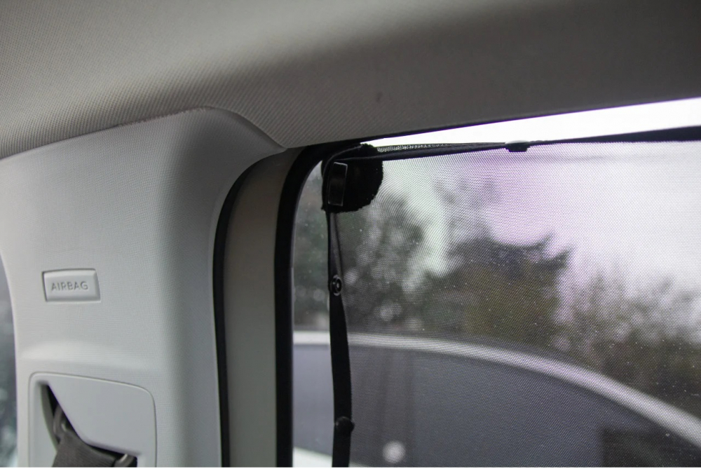 Parasolar Ajustabil BabyJem - Protecție UV Auto
