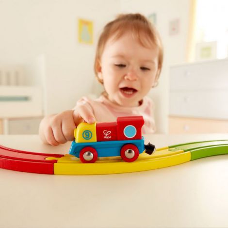 Hape Locomotiva Curajoasa Motorizata | Trenulet - imagine 3