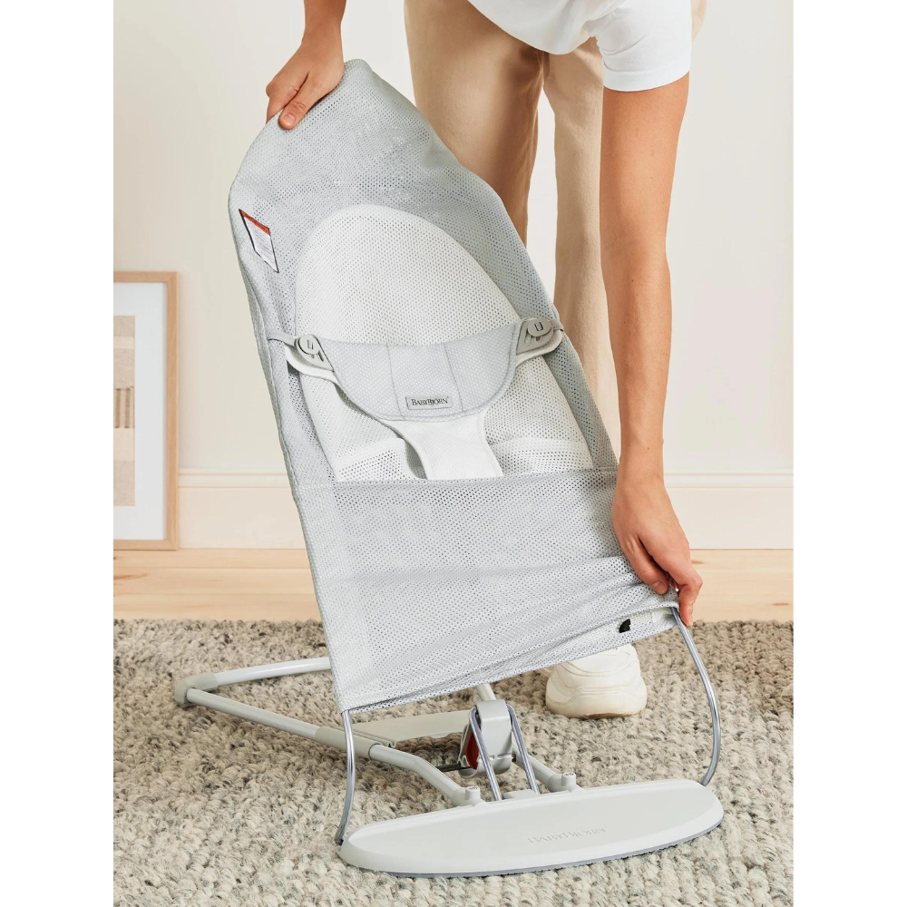 BabyBjorn Balance Soft SilverWhite Mesh - imagine 8