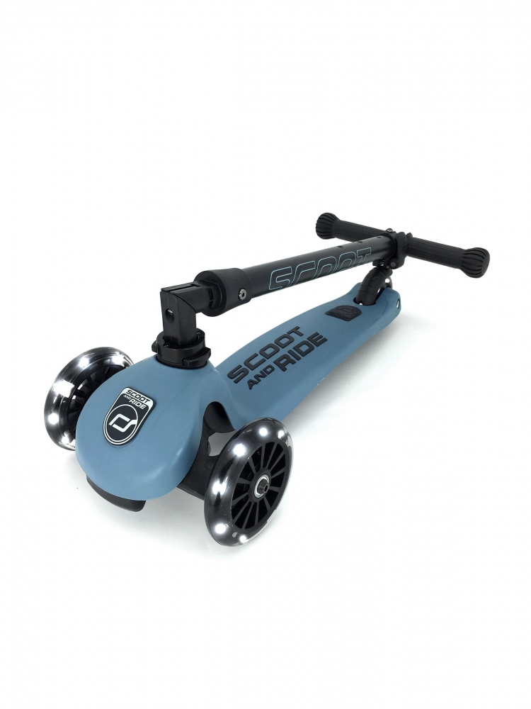 Trotineta Scoot and Ride Highwaykick 3 LED, Pliabilă