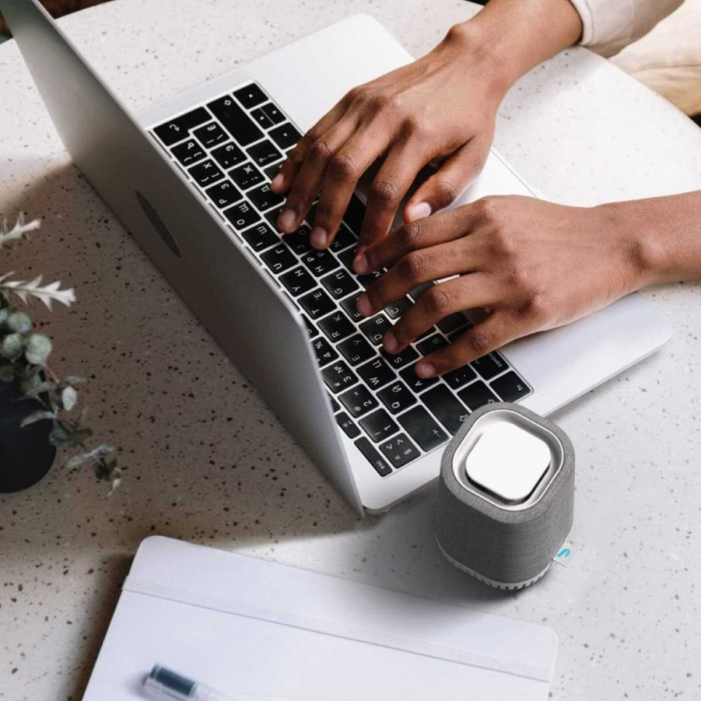 AuraAir AURA02: Mini Purificator și Ionizator Portabil - imagine 2