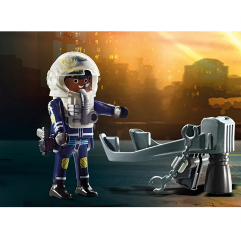 Playmobil Politia si Hot cu Barca Rapida 70782 - imagine 2