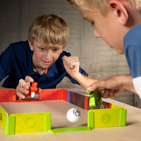 Foosbots Fat Brain Toys - Stadion Fotbal Roboti - imagine 7