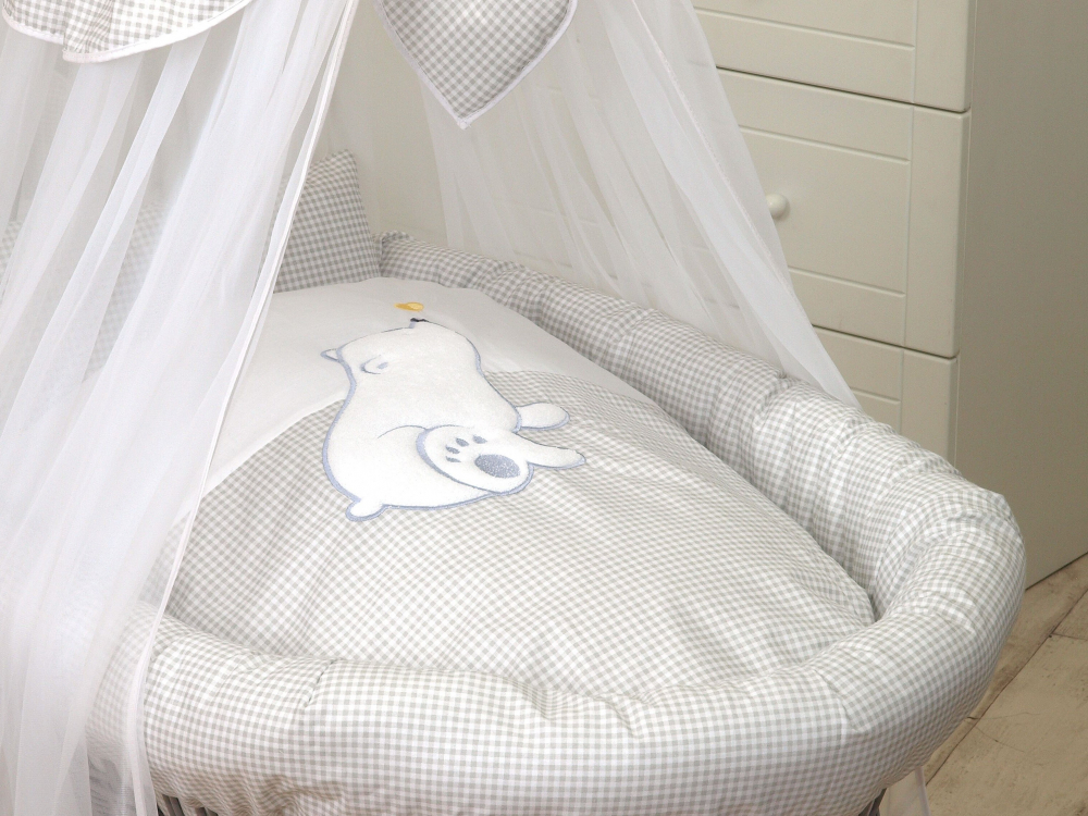 Cos Bebe Bear Heart Grey Amy pe Roti cu Accesorii