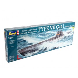Machetă Submarin Revell Type VII C/41, Scara 1:144