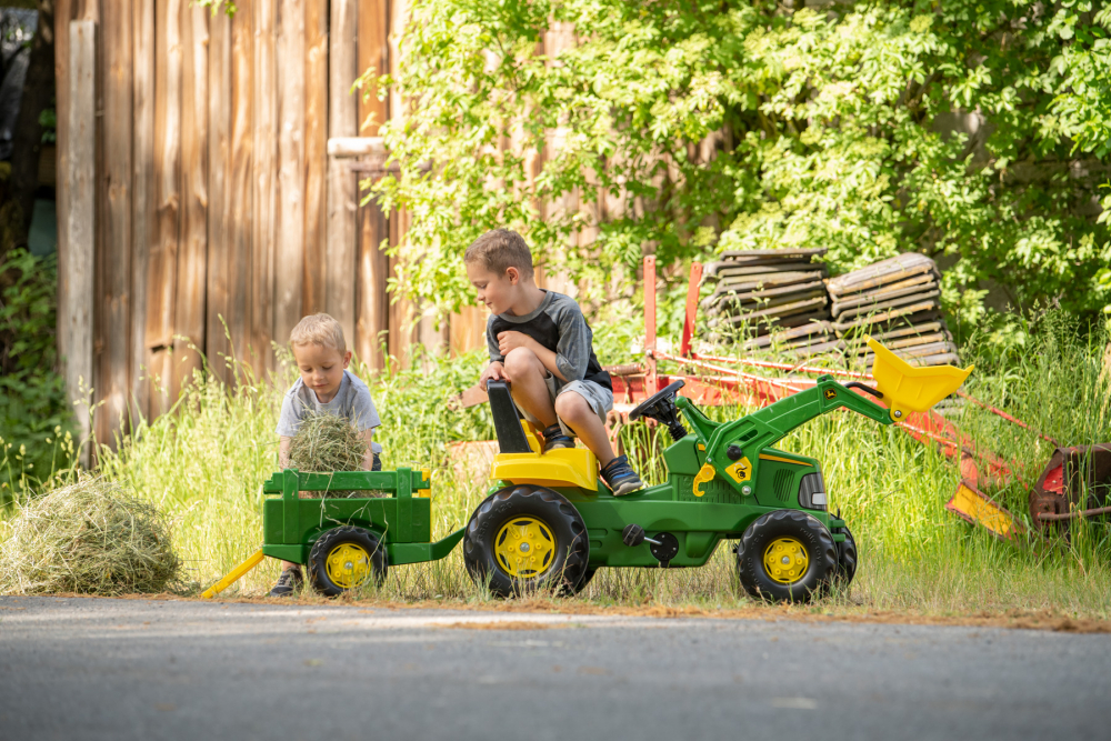 Tractor Rolly Toys John Deere cu cupă și remorcă - imagine 2