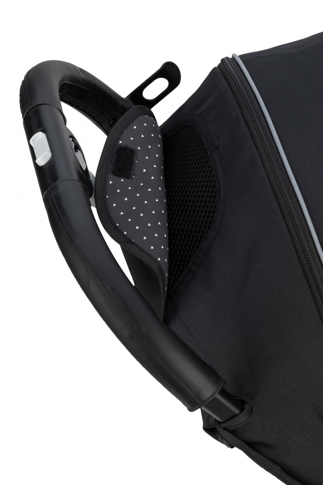 Carucior Sport Momi Estelle Black - Confort Sigur - imagine 4