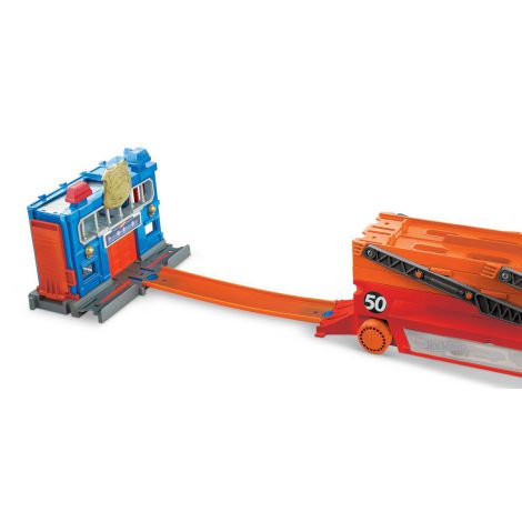 Hot Wheels Mega Transportator 50 Masini - Mattel - imagine 8