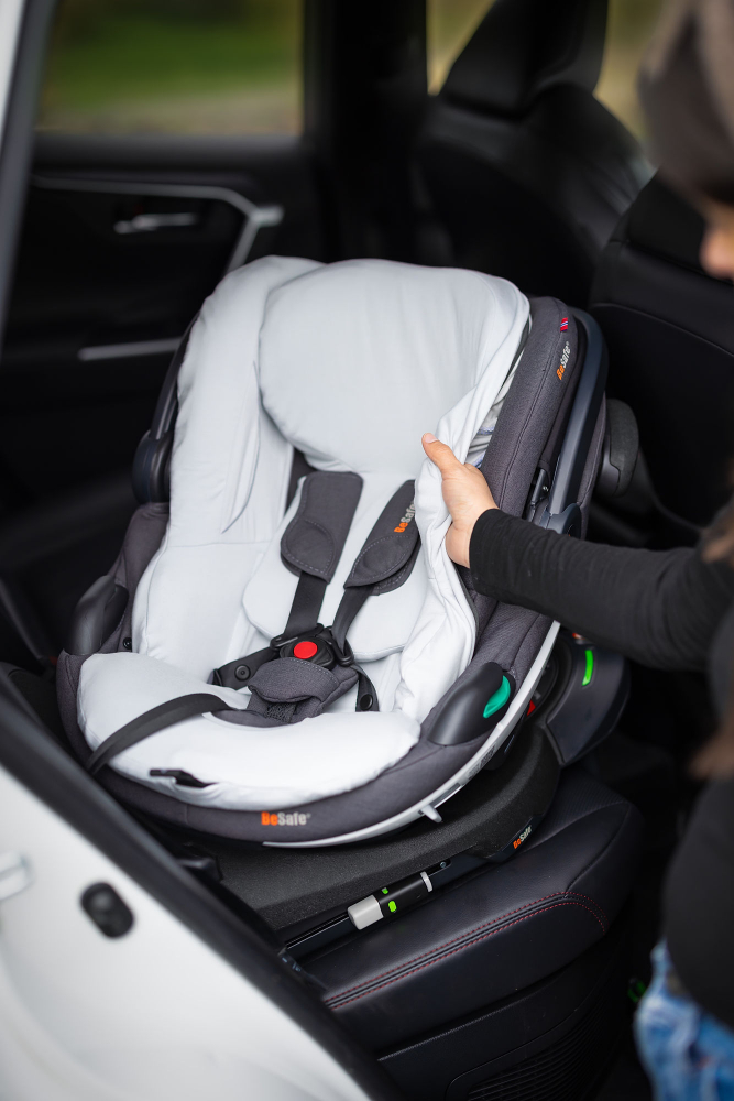 Husa BeSafe Go Beyond - Protecție Scaun Auto
