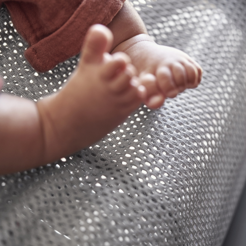 Balansoar BabyBjorn Bliss Grey Mesh | Ergonomic - imagine 4