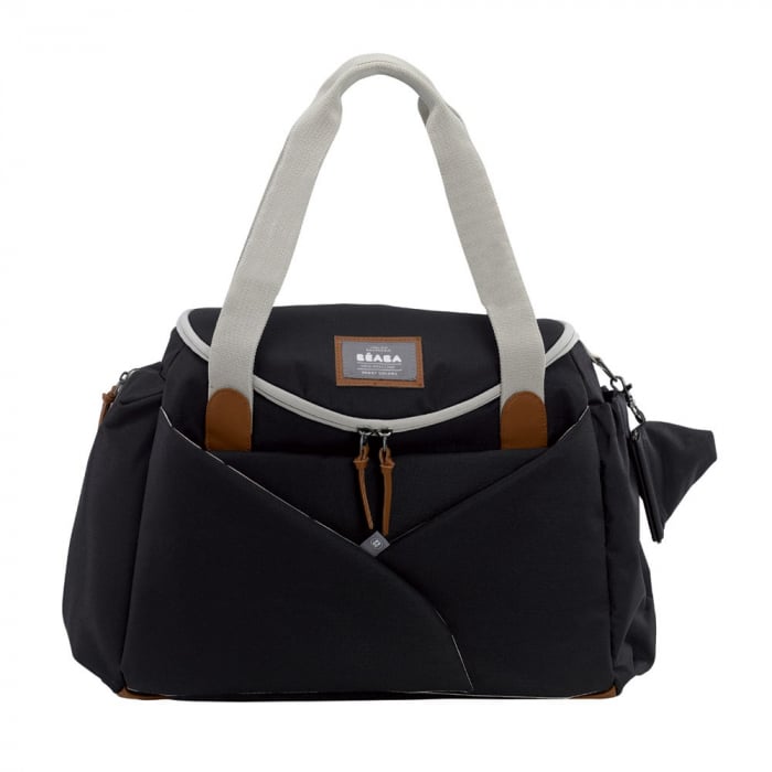 Geantă de înfășat Beaba Sydney II Black, Spațioasă