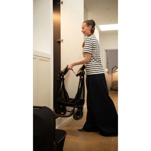 Nuna IXXA Granite - Carucior Ultra-Ușor 6kg - imagine 3