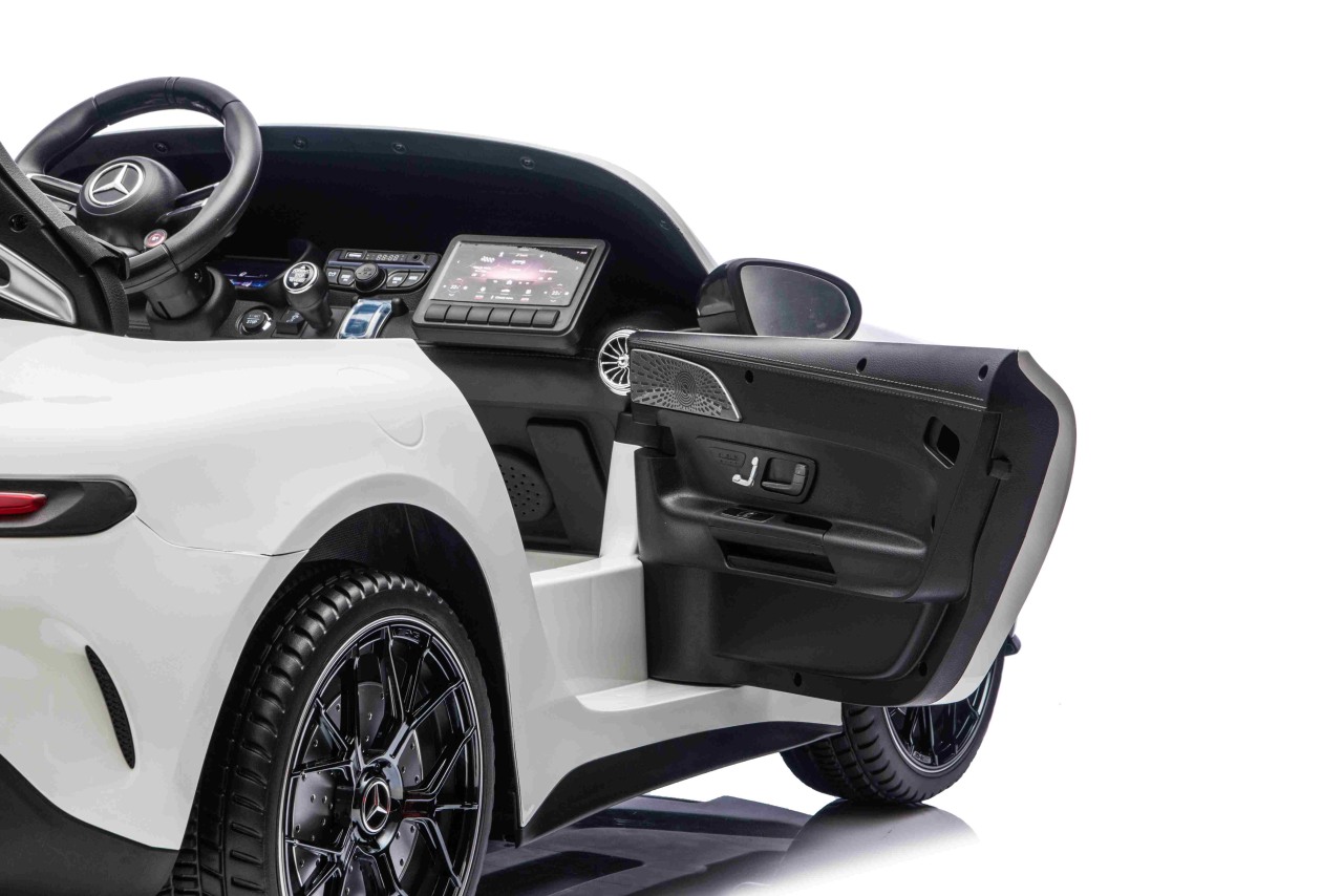 Masinuta electrica pentru copii 3-10 ani cu 2 locuri, Mercedes AMG GT63 NOU XXL 24V 800W 4x4 Alb - Autokids.ro - imagine 7