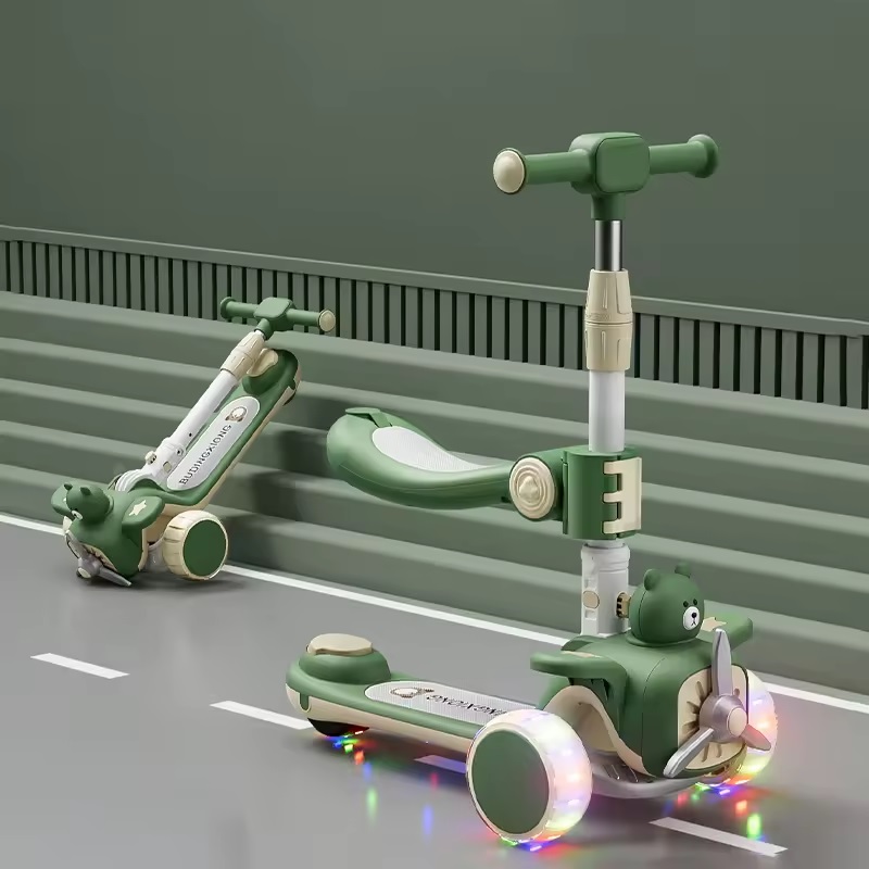 Trotineta 3 in 1 Nichiduta, Pliabila cu Muzica si Lumini LED