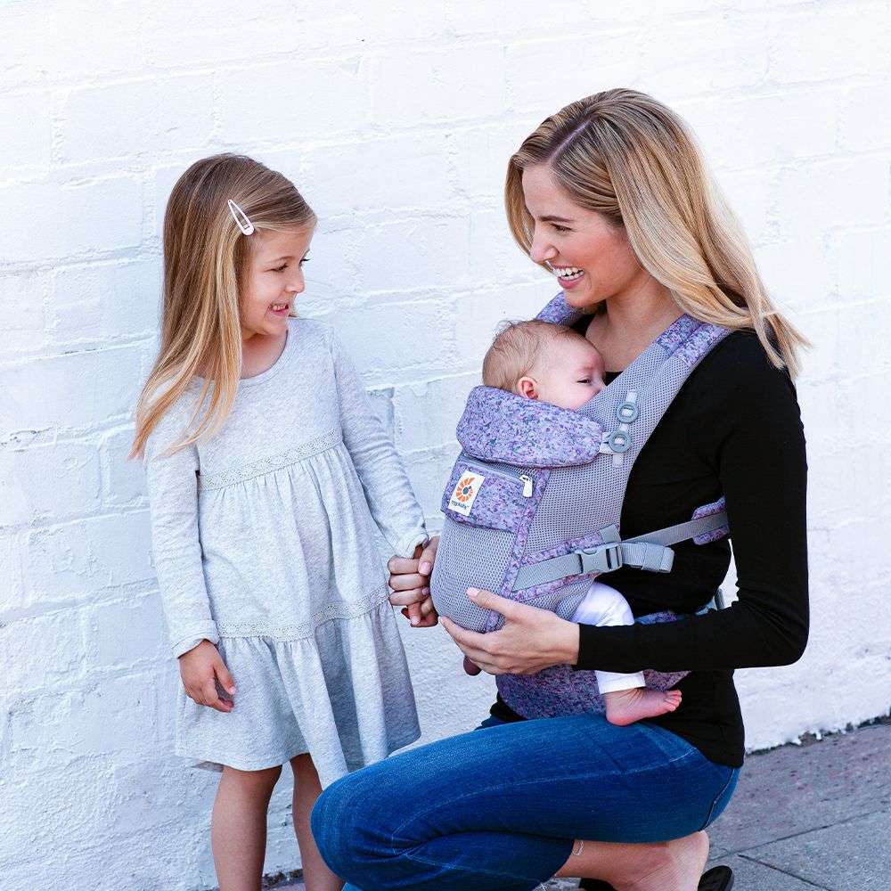 Marsupiu Ergobaby Adapt Cool Air, Pink Digi Camo - imagine 2