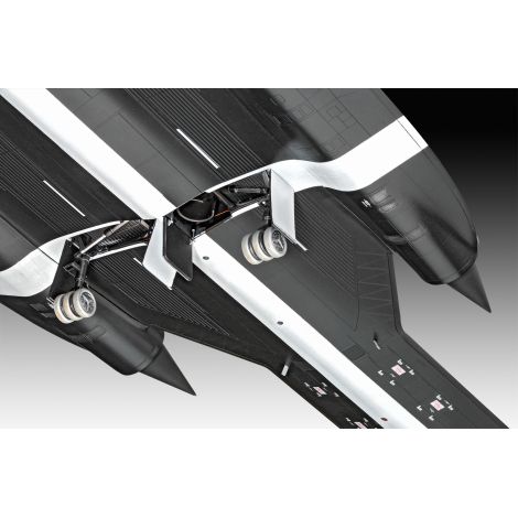 Revell SR-71 Blackbird 1:48 Machetă Expert - imagine 5