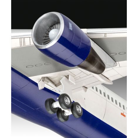 Machetă Revell Boeing 767-300ER British Airways 1:144 - imagine 5