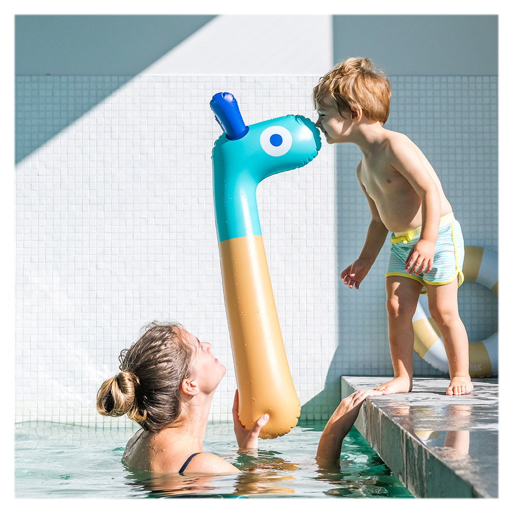 Girafa Gonflabilă Quut Toys | Jucărie Apă și Uscat