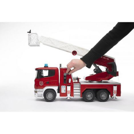 Camion Pompieri Scania Bruder cu Scara și Apă - imagine 10