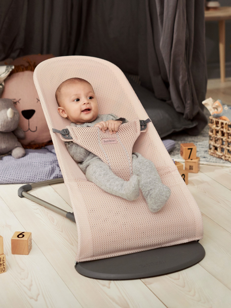 BabyBjorn Bliss Pearly Pink - Balansoar Ergonomic - imagine 2