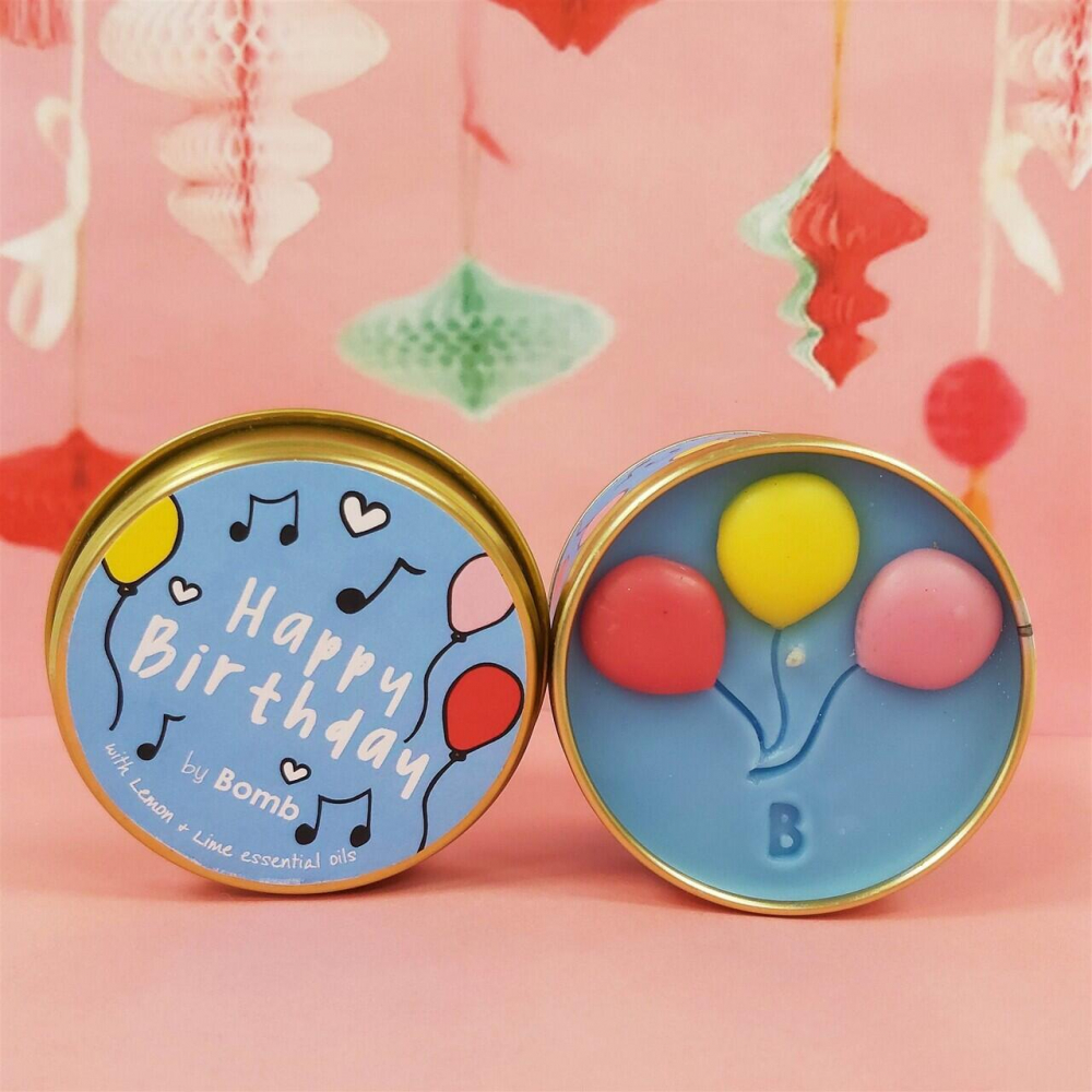 Lumanare Happy Birthday Bomb Cosmetics - 180g