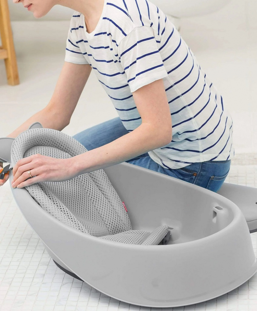 Cadita Little Mom Whale - Baie Sigura Ergonomica - imagine 6