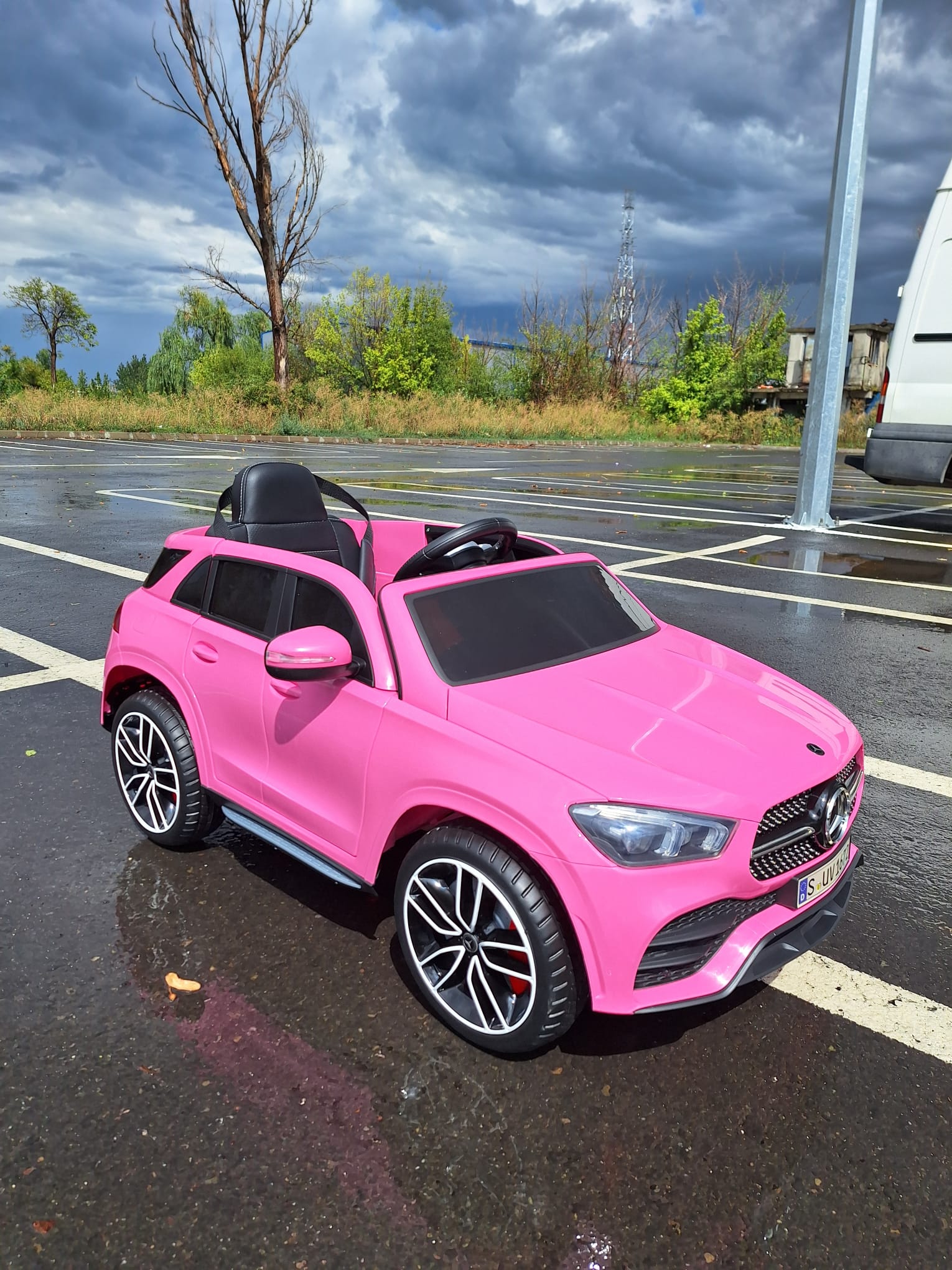 Masinuta Electrica Mercedes GLE450 Roz 12V, 2.4GHz - imagine 7