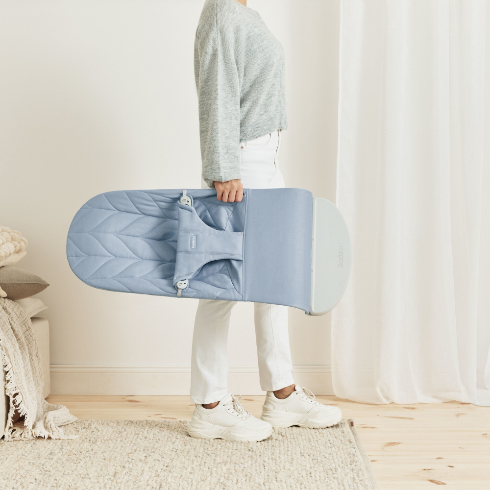 Balansoar BabyBjorn Bliss Blue | Confort și Siguranță
