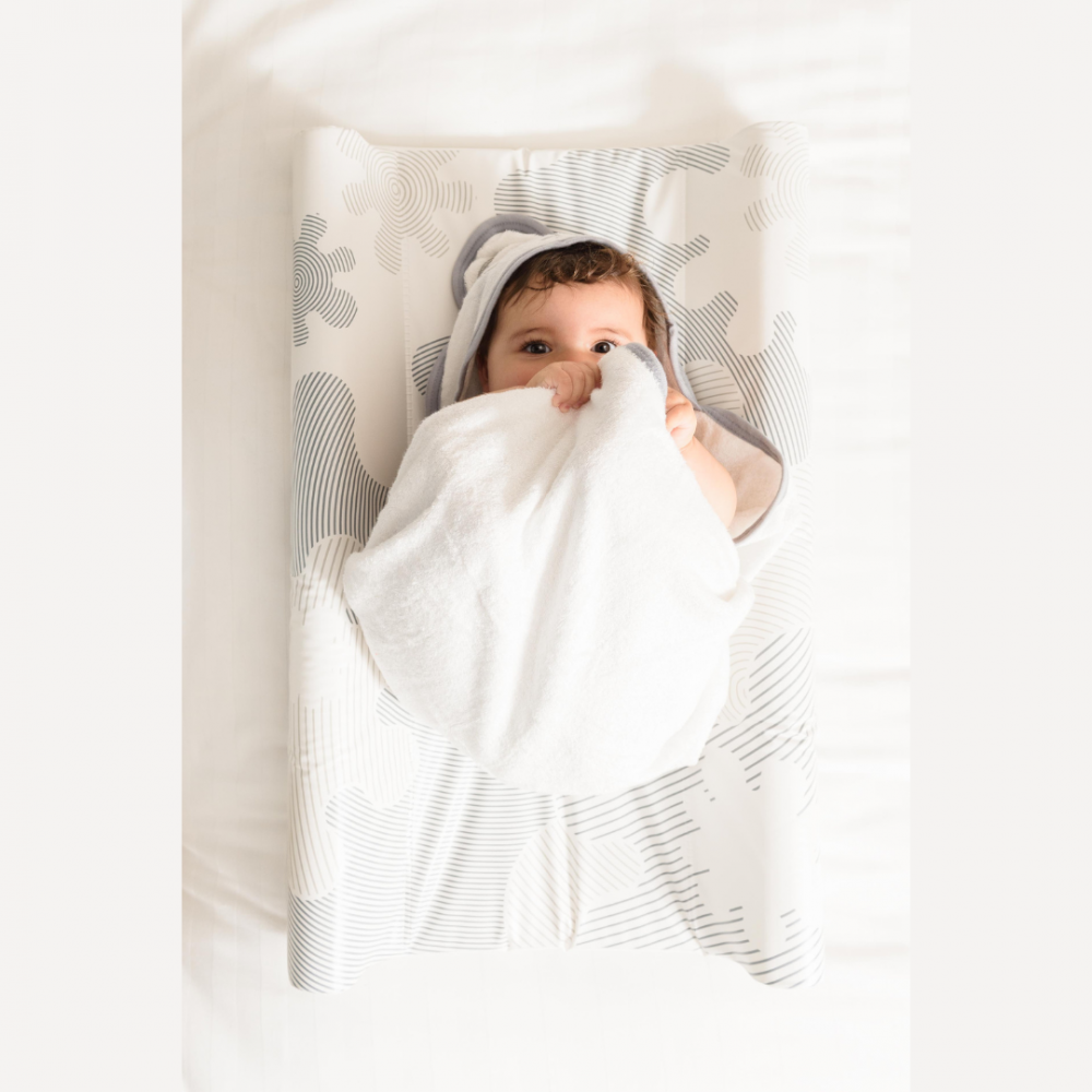 Saltea Schimbat Scutec BabyDam ChangeMat, Confortabilă
