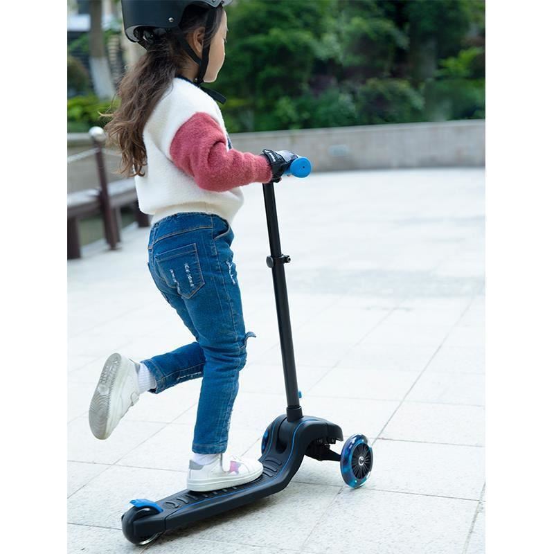 Trotineta Qplay Future Albastru LED, Pliabila