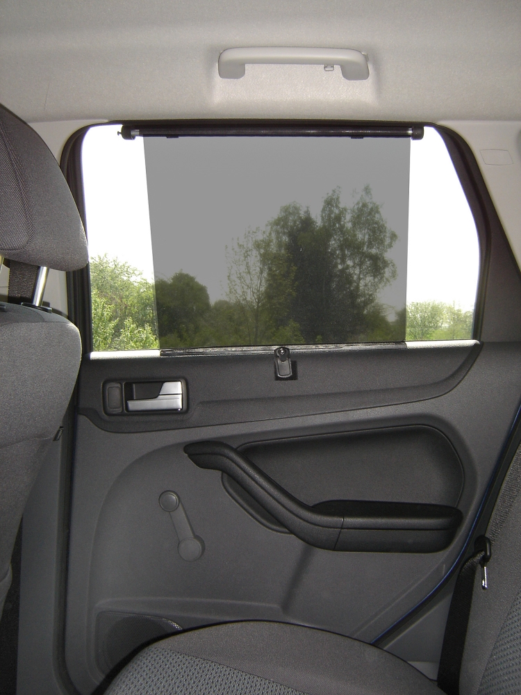 Parasolar Auto Retractabil REER | Protecție UV - imagine 2