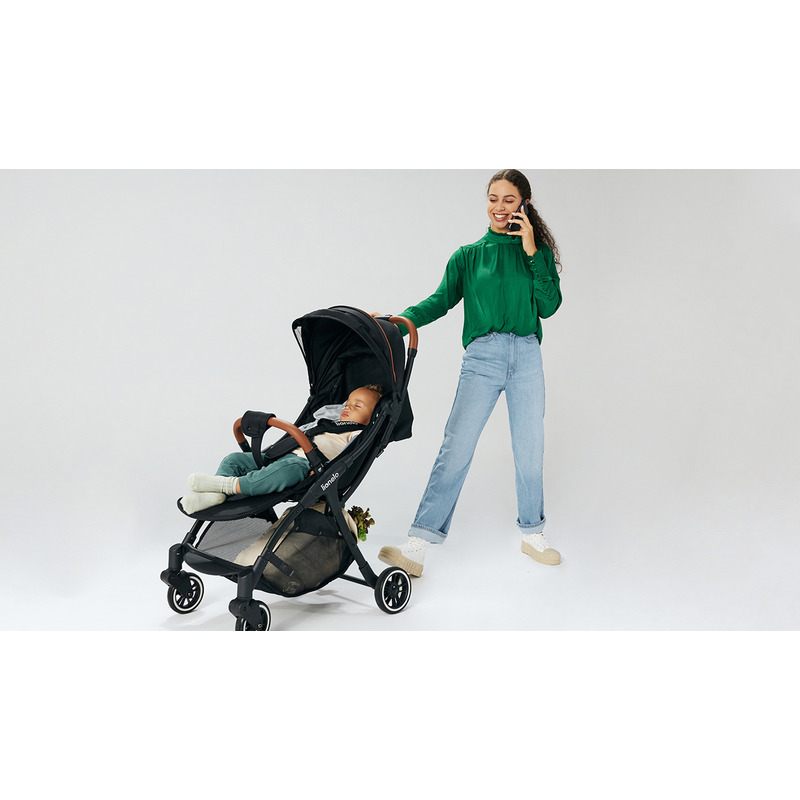 Lionelo Julie One Carucior Compact, 0-22kg, Negru-Auriu