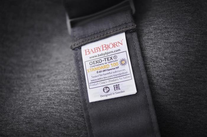 BabyBjorn Mini Marsupiu Anatomic Gri - imagine 3