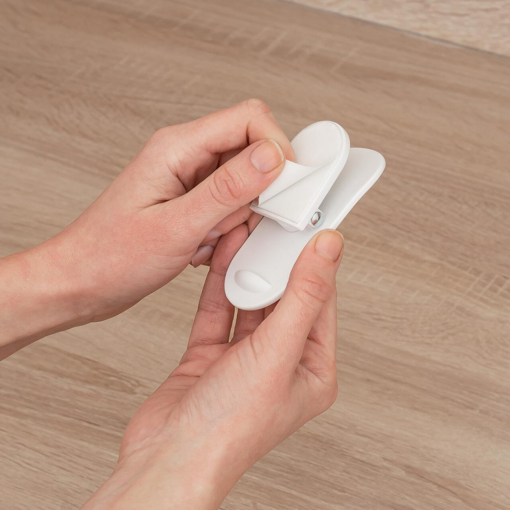 REER 78030 Protector Usi Frigider Siguranță Copii - imagine 5