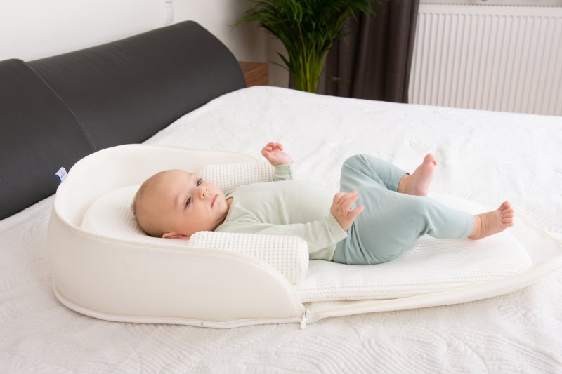 Salteluta Pozitionator BabyMatex Travel Nest White - imagine 6