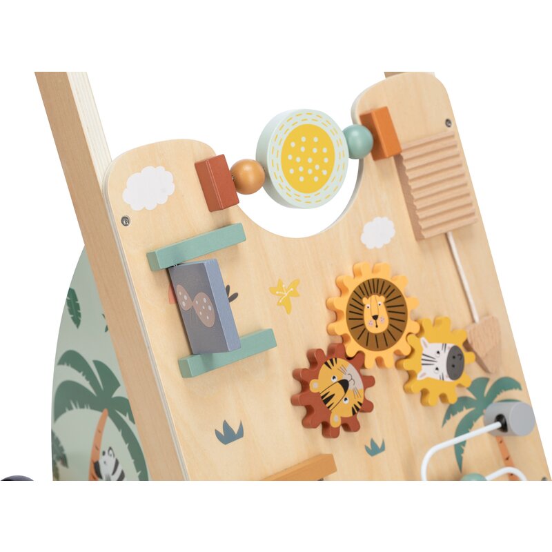 Antepremergator Free2Play Safari, Multe Activitati
