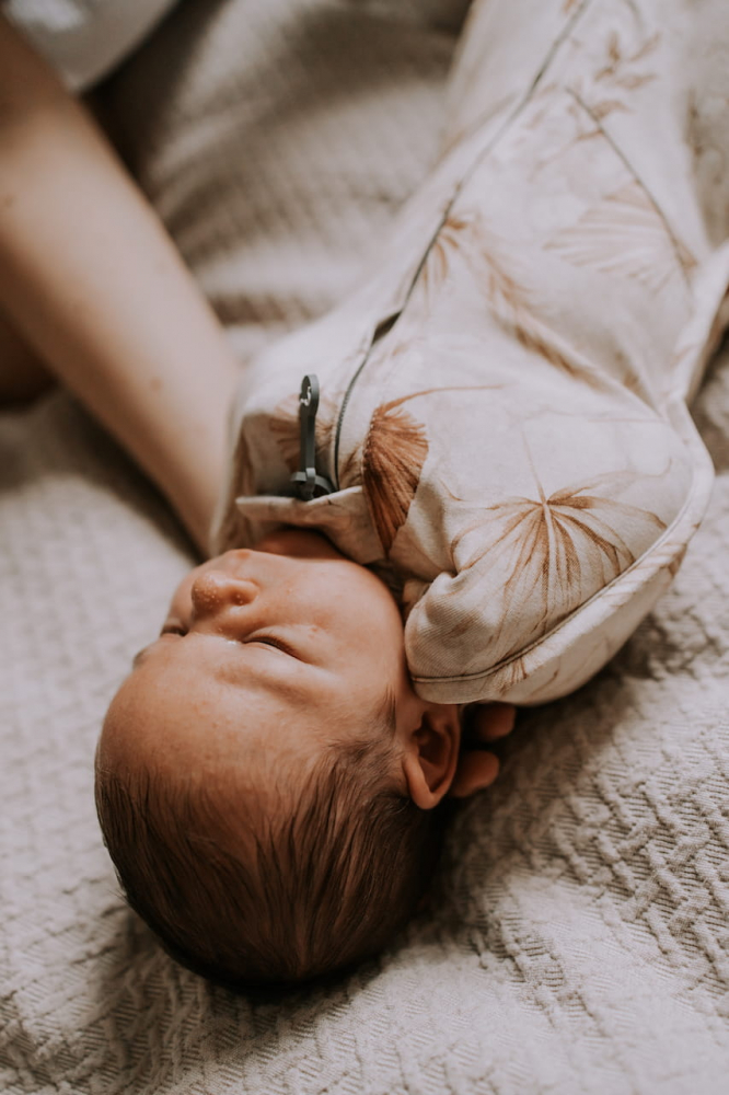 Swaddle Nor Pufos + Caciulita Nou Nascut