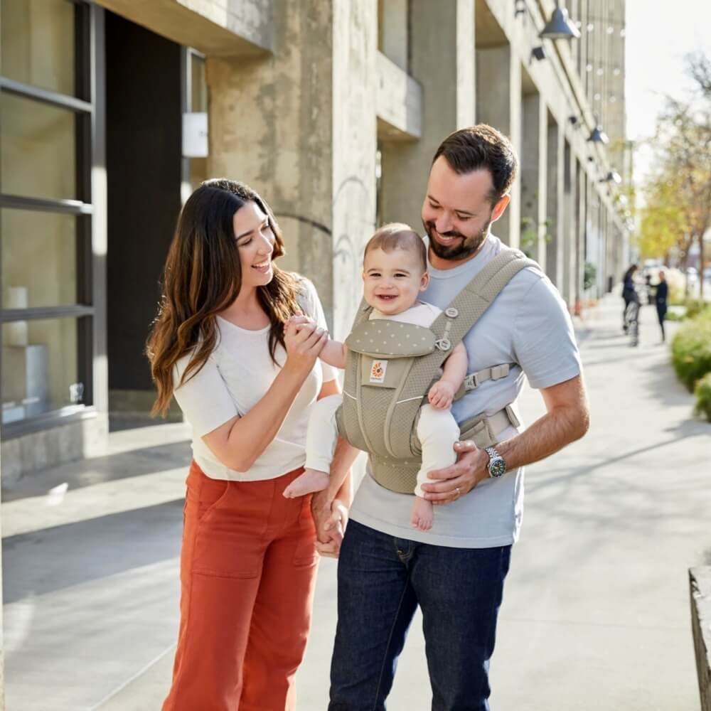 Marsupiu Ergobaby Omni Breeze Soft Olive - imagine 4