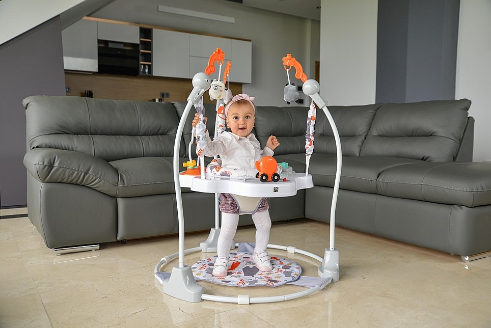 Jumper Moni Magic Fun Beige cu Scaun Rotativ 360° - imagine 7