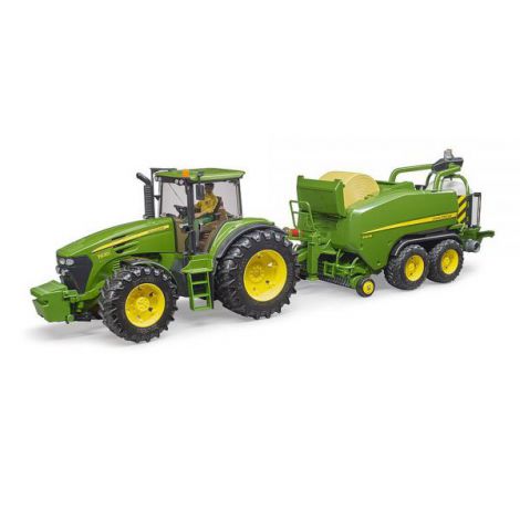 BRUDER John Deere C441R - Presa de Baloti
