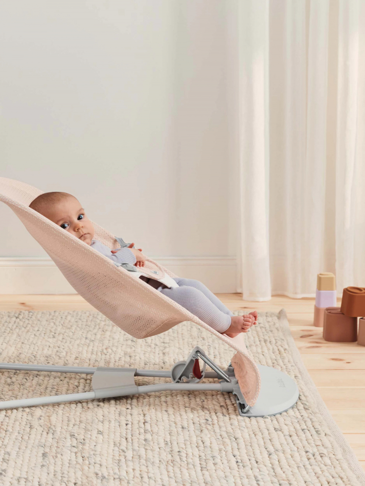 Balansoar Baby Bjorn Balance Soft, Pearly Pink/White - imagine 5