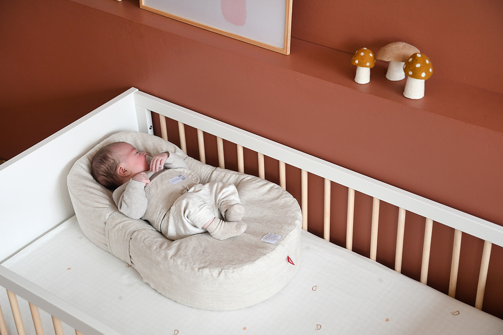 Baby Nest Red Castle Cocoonababy - Somn Odihnit
