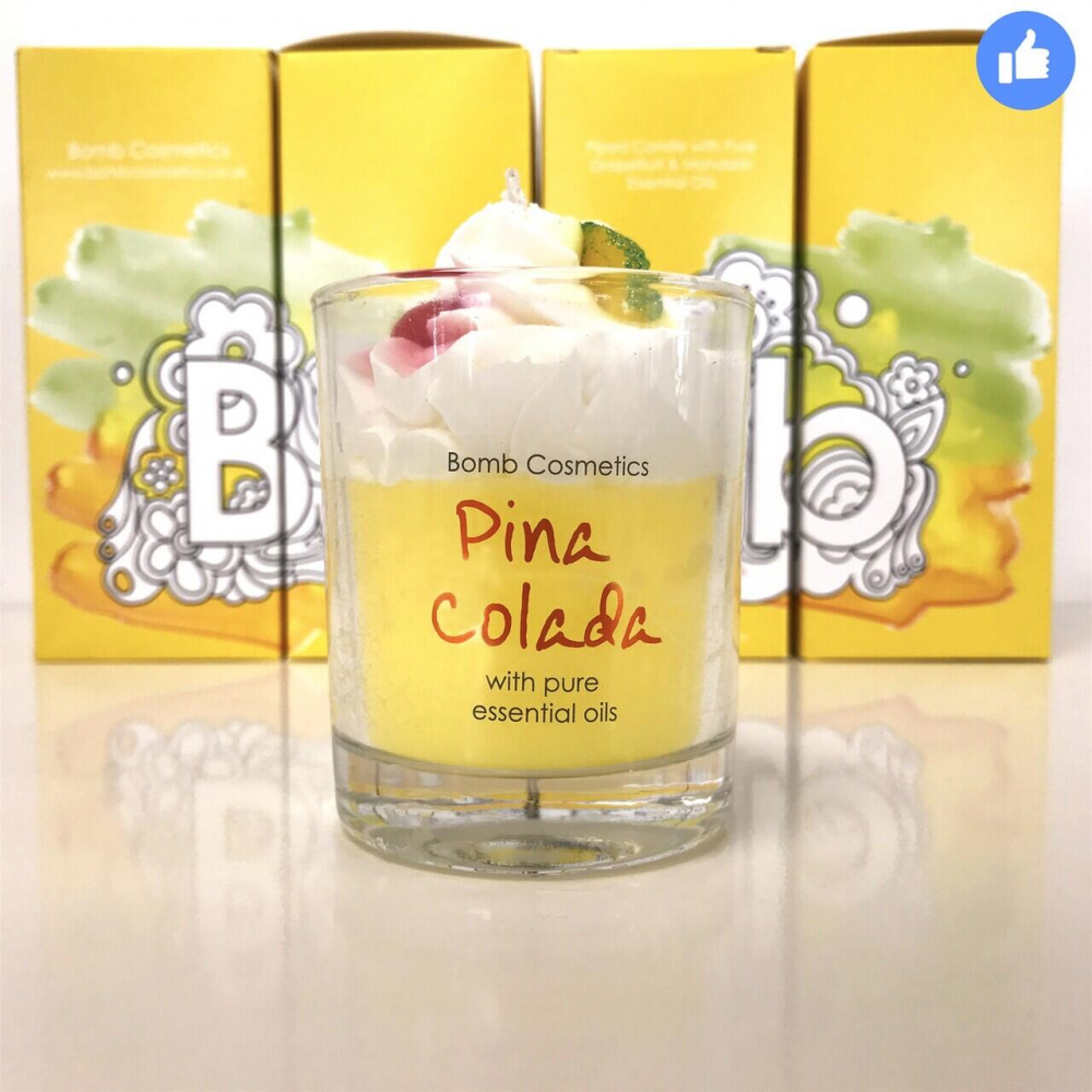 Lumanare Pina Colada Bomb Cosmetics 160g Vegan