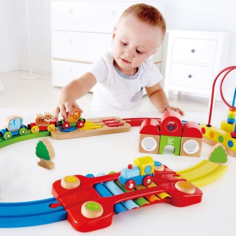 Sina de tren curcubeu Hape puzzle 30 piese - imagine 2