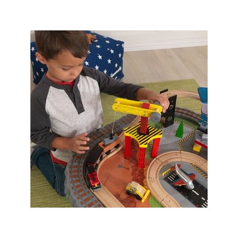 Trenulet KidKraft Transportation Station si Masa Joaca - imagine 2