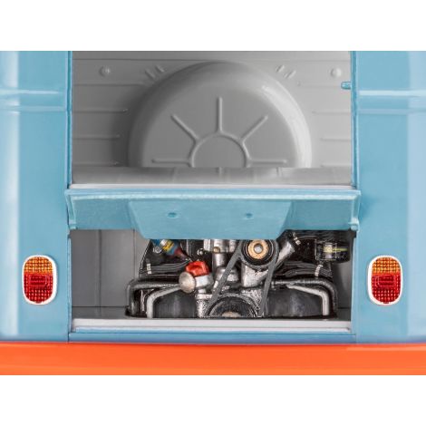 Macheta VW T1 Gulf Oil Revell 1:24 - Legenda Anilor '50 - imagine 6