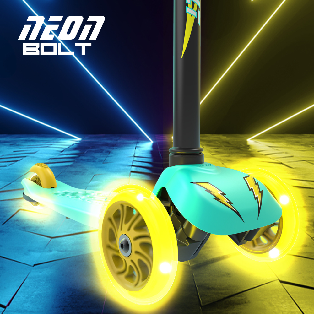 Trotineta Neon Bolt Green cu LED și 3 roti - imagine 3